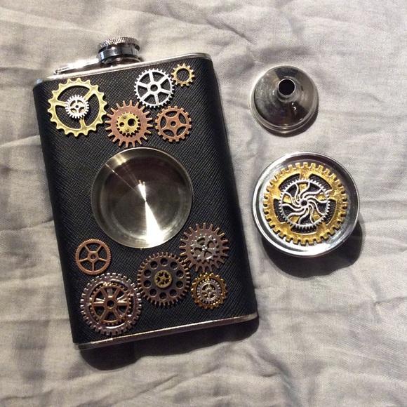 🌸 New 3pc: Steampunk Flask, Shot Glass & Funnel - Picture 4 of 8